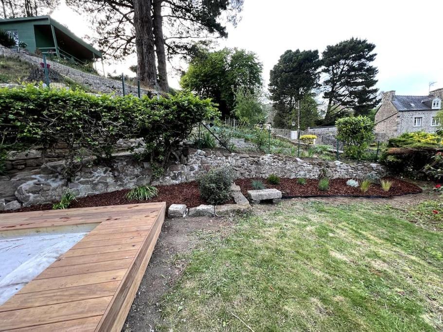 Superbe Appartement Avec Jardin Dinan Centre - Jerzual Luaran gambar